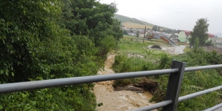Fotografia: Mimoriadna situácia - Zaplavenie cesty, Domu nádeje, ihriska, vyliatie kanálu 30.06.2021, 01.07.2021