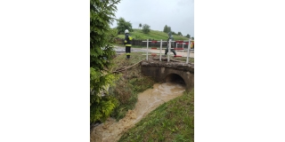 Fotografia: Mimoriadna situácia - Zaplavenie cesty, Domu nádeje, ihriska, vyliatie kanálu 30.06.2021, 01.07.2021