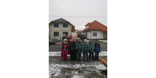 Fotografia: Sprievod primicianta do kostola a primičná sv. omša Jakuba Konkoľa (Foto Pavol Boďo)