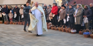 Fotografia: Sviatok Najsvätejšieho Kristovho Tela a Krvi - 16.06.2022 - procesia obcou (foto Ján Žemba)