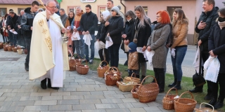 Fotografia: Sviatok Najsvätejšieho Kristovho Tela a Krvi - 16.06.2022 - procesia obcou (foto Ján Žemba)