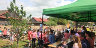 Fotografia: Sprievod primicianta do kostola a primičná sv. omša Jakuba Konkoľa (Foto Pavol Boďo)