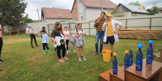 Fotografia: Sprievod primicianta do kostola a primičná sv. omša Jakuba Konkoľa (Foto Pavol Boďo)