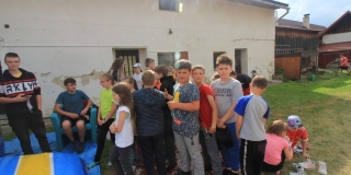 Fotografia: Sprievod primicianta do kostola a primičná sv. omša Jakuba Konkoľa (Foto Pavol Boďo)