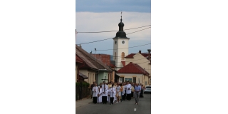 Fotografia: Sviatok Najsvätejšieho Kristovho Tela a Krvi - 16.06.2022 - procesia obcou (foto Ján Žemba)