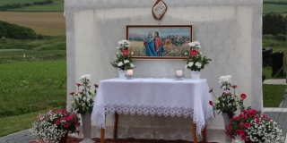 Fotografia: Sviatok Najsvätejšieho Kristovho Tela a Krvi - 16.06.2022 - procesia obcou (foto Ján Žemba)