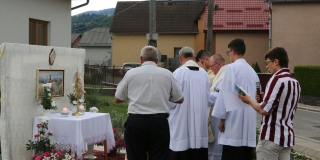 Fotografia: Sviatok Najsvätejšieho Kristovho Tela a Krvi - 16.06.2022 - procesia obcou (foto Ján Žemba)