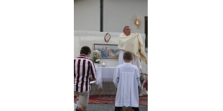 Fotografia: Sviatok Najsvätejšieho Kristovho Tela a Krvi - 16.06.2022 - procesia obcou (foto Ján Žemba)