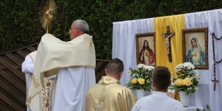 Fotografia: Sviatok Najsvätejšieho Kristovho Tela a Krvi - 16.06.2022 - procesia obcou (foto Ján Žemba)