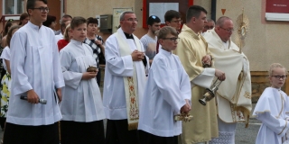 Fotografia: Sviatok Najsvätejšieho Kristovho Tela a Krvi - 16.06.2022 - procesia obcou (foto Ján Žemba)