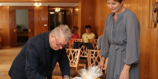 Fotografia: Prijatie 100. ročnej jubilantky - Márie Kmečovej, rod. Jančiovej (foto Patrícia Žembová)