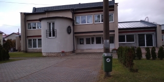 Osadenie košov na psie exkrementy