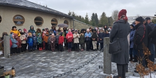 Fotografia: Pietny akt kladenia vencov - 79. výročie oslobodenia obce, 24.01.2024 (foto obec Nová Ľubovňa)