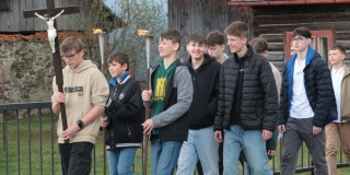 Piatok Utrpenia Pána - Krížová cesta obcou /18.04.2025/