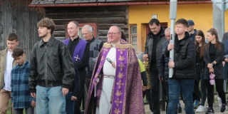Fotografia: Piatok Utrpenia Pána - Krížová cesta obcou /18.04.2025/