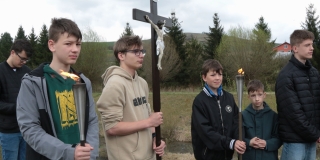 Fotografia: Piatok Utrpenia Pána - Krížová cesta obcou /18.04.2025/