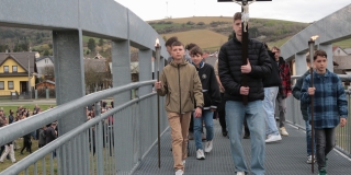 Fotografia: Piatok Utrpenia Pána - Krížová cesta obcou /18.04.2025/