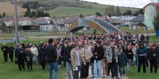 Fotografia: Piatok Utrpenia Pána - Krížová cesta obcou /18.04.2025/