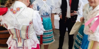 Poďakovanie FSk TAĽAR za reprezentáciu našej obce na SLÁVNOSTIACH JARI v Hniezdnom – fotografia 3