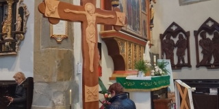 Fotografia: Členovia Ružencového bratstva putovali do Baziliky sv. Kríža v Kežmarku 07.10.2025