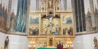 Fotografia: Členovia Ružencového bratstva putovali do Baziliky sv. Kríža v Kežmarku 07.10.2025