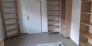 Fotografia: Sťahovanie Obecnej knižnice do nových priestorov
